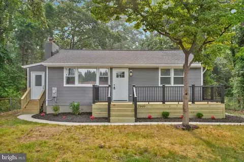 7949 Central Rd, Pasadena, MD 21122