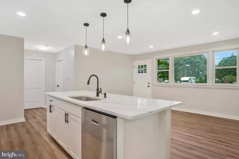7949 Central Rd, Pasadena, MD 21122 photo 9