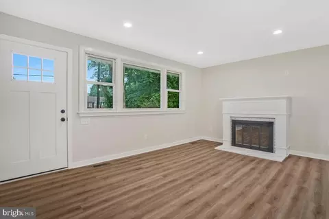 7949 Central Rd, Pasadena, MD 21122 photo 6