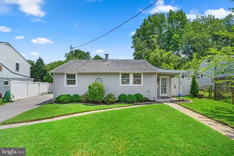 251 Carroll Rd, Glen Burnie, MD 21060