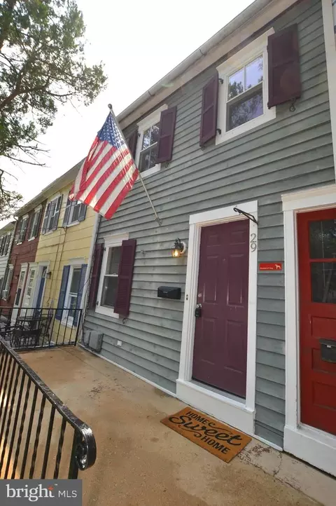 29 Dean St, Annapolis, MD 21401