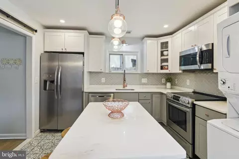 100 Great Oak Dr, Annapolis, MD 21403