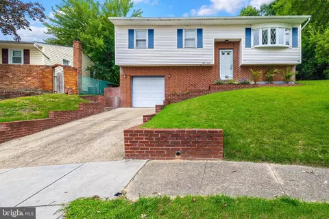 890 Gordon Dr, Glen Burnie, MD 21061
