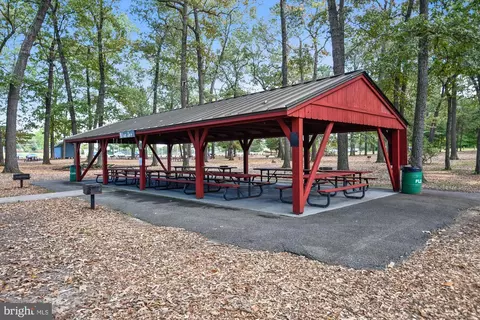 821 E Pasadena Rd, Pasadena, MD 21122 photo 63