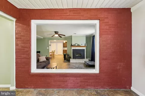 821 E Pasadena Rd, Pasadena, MD 21122 photo 12