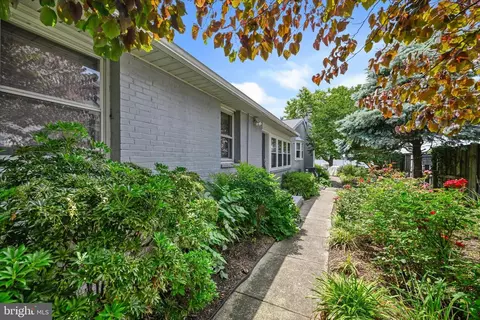 7544 Bratton Cir, Pasadena, MD 21122 photo 30