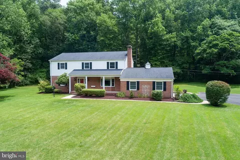1425 Hoppa Rd, Crownsville, MD 21032