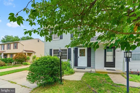7991 Woodhall Dr, Glen Burnie, MD 21061
