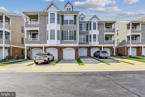2006 Peggy Stewart Way #208, Annapolis, MD 21401