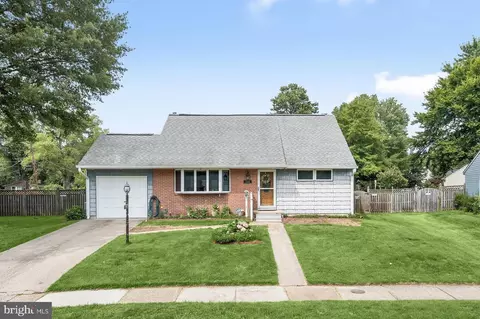 118 N Bend Ter, Glen Burnie, MD 21060