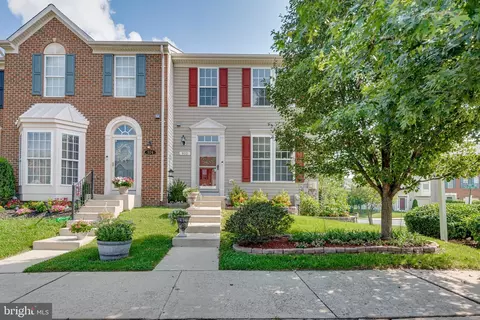 922 Isaac Chaney Ct, Odenton, MD 21113