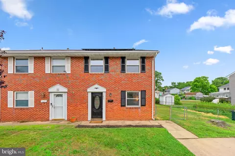 140 Dunlap Rd, Pasadena, MD 21122