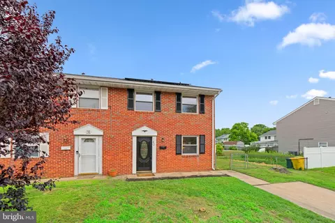 140 Dunlap Rd, Pasadena, MD 21122 photo 2