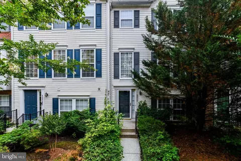 8032 Ians Aly, Laurel, MD 20724