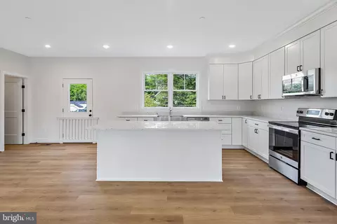 624 Doyle Rd, Deale, MD 20751 photo 10