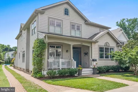 518 4th St, Annapolis, MD 21403