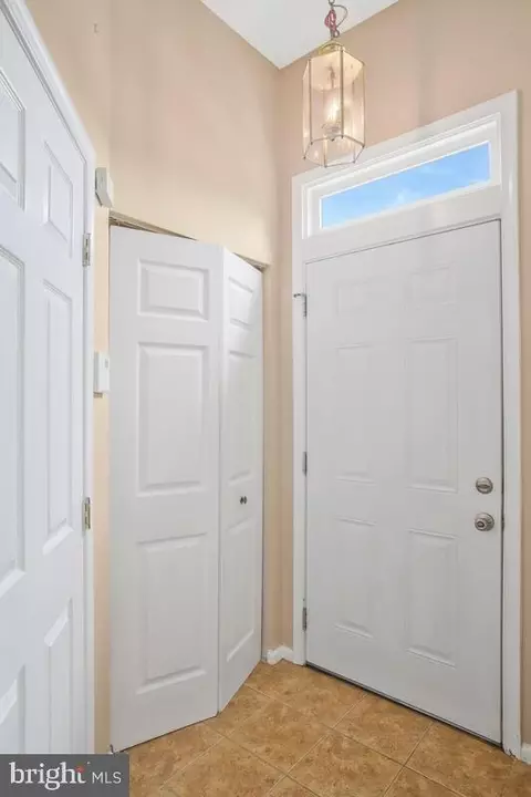 2402 Beechnut Pl, Odenton, MD 21113 photo 5