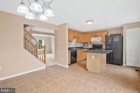 2402 Beechnut Pl, Odenton, MD 21113 photo 12