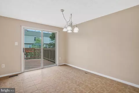 2402 Beechnut Pl, Odenton, MD 21113 photo 10