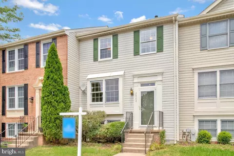 2402 Beechnut Pl, Odenton, MD 21113 photo 3