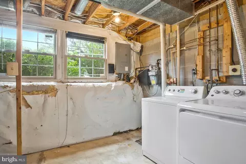 2402 Beechnut Pl, Odenton, MD 21113 photo 36