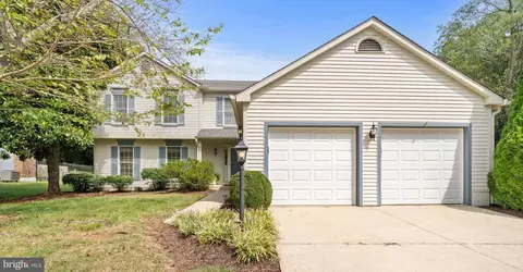 222 Autumn Chase Dr, Annapolis, MD 21401