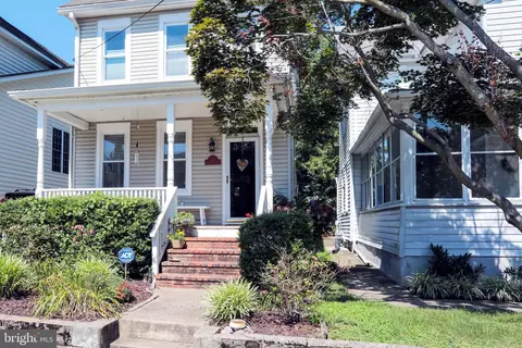 19 Woodlawn Ave, Annapolis, MD 21401