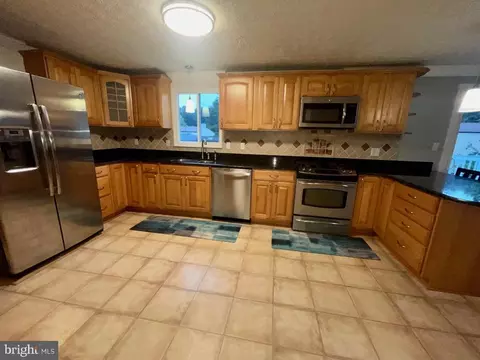 7727 Mellow Ct, Hanover, MD 21076 photo 15