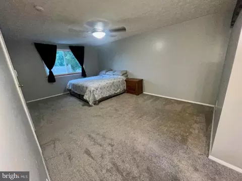 7727 Mellow Ct, Hanover, MD 21076 photo 2