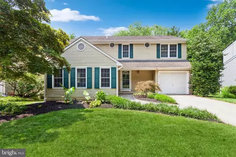408 Kings College Dr, Arnold, MD 21012