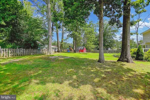 159 Falcon Dr, Pasadena, MD 21122 photo 35