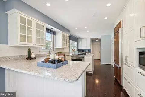 159 Falcon Dr, Pasadena, MD 21122 photo 6