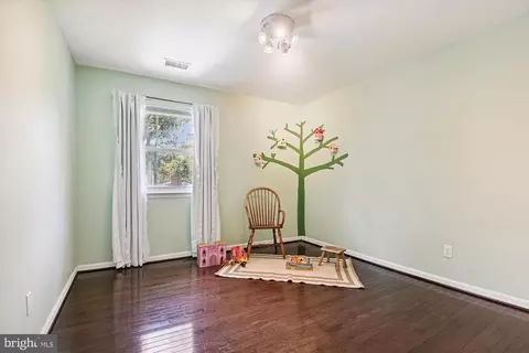 159 Falcon Dr, Pasadena, MD 21122 photo 24