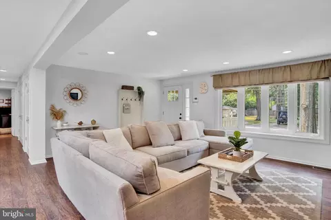 508 Cedar Ave, Edgewater, MD 21037 photo 4