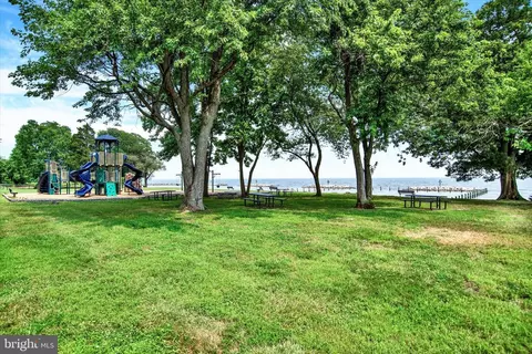508 Cedar Ave, Edgewater, MD 21037 photo 33