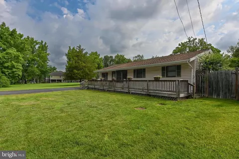 3361 Glebe Dr, Edgewater, MD 21037