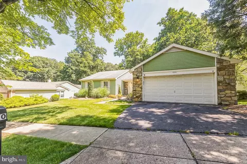 1020 Mastline Dr, Annapolis, MD 21401