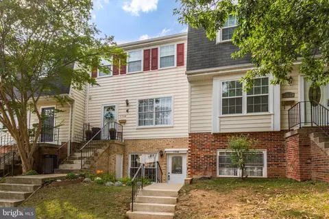1706 W Bancroft Ln, Crofton, MD 21114 photo 1