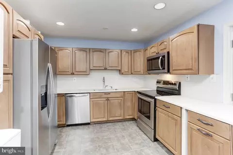 1706 W Bancroft Ln, Crofton, MD 21114 photo 17