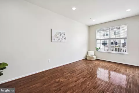 7941 Silver Oak Rd, Hanover, MD 21076 photo 10