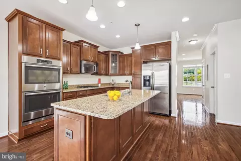 7941 Silver Oak Rd, Hanover, MD 21076 photo 11