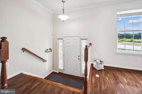 7941 Silver Oak Rd, Hanover, MD 21076 photo 4