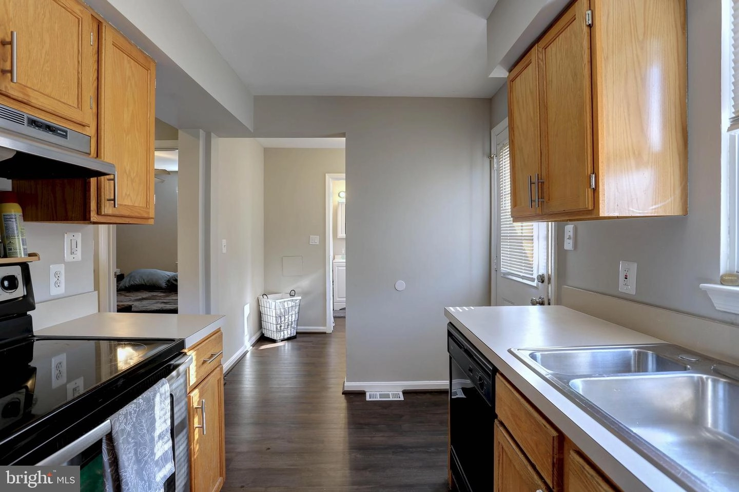 7800 Appletree Rd, Pasadena, MD 21122 photo 7