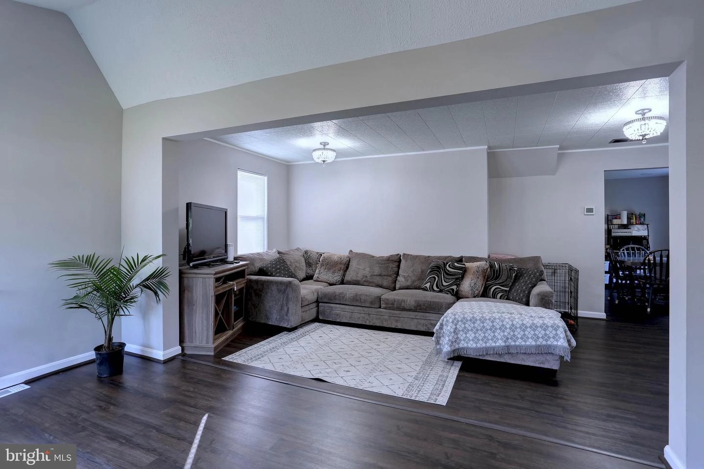 7800 Appletree Rd, Pasadena, MD 21122 photo 10