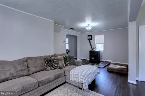 7800 Appletree Rd, Pasadena, MD 21122 photo 12