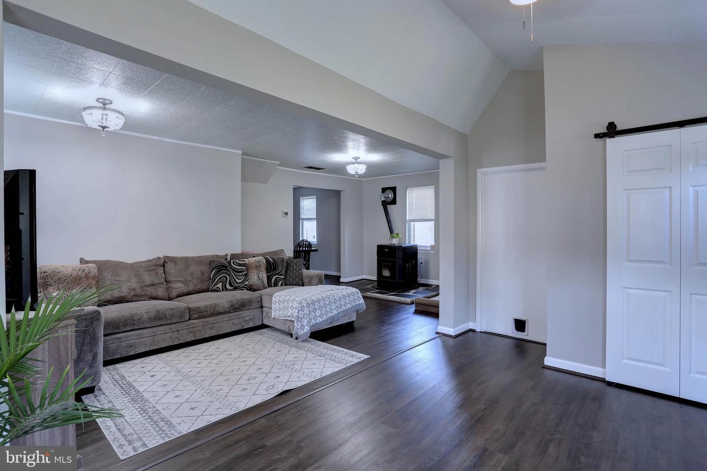 7800 Appletree Rd, Pasadena, MD 21122 photo 11