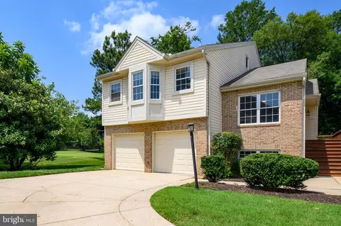 2454 Shadywood Cir, Crofton, MD 21114