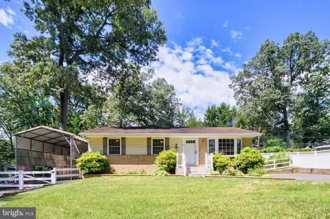 16 N Carolina Ave, Pasadena, MD 21122