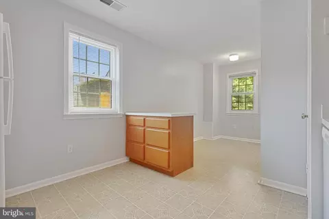 1726 E Bancroft Ln, Crofton, MD 21114 photo 12
