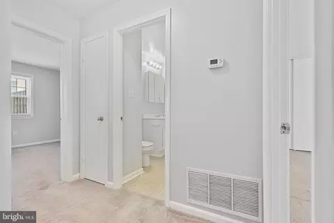 1726 E Bancroft Ln, Crofton, MD 21114 photo 17